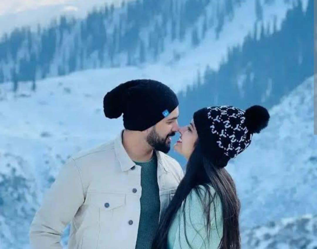 Kashmir Honeymoon Packages